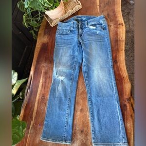 Women's American eagle crop Blue Jeans